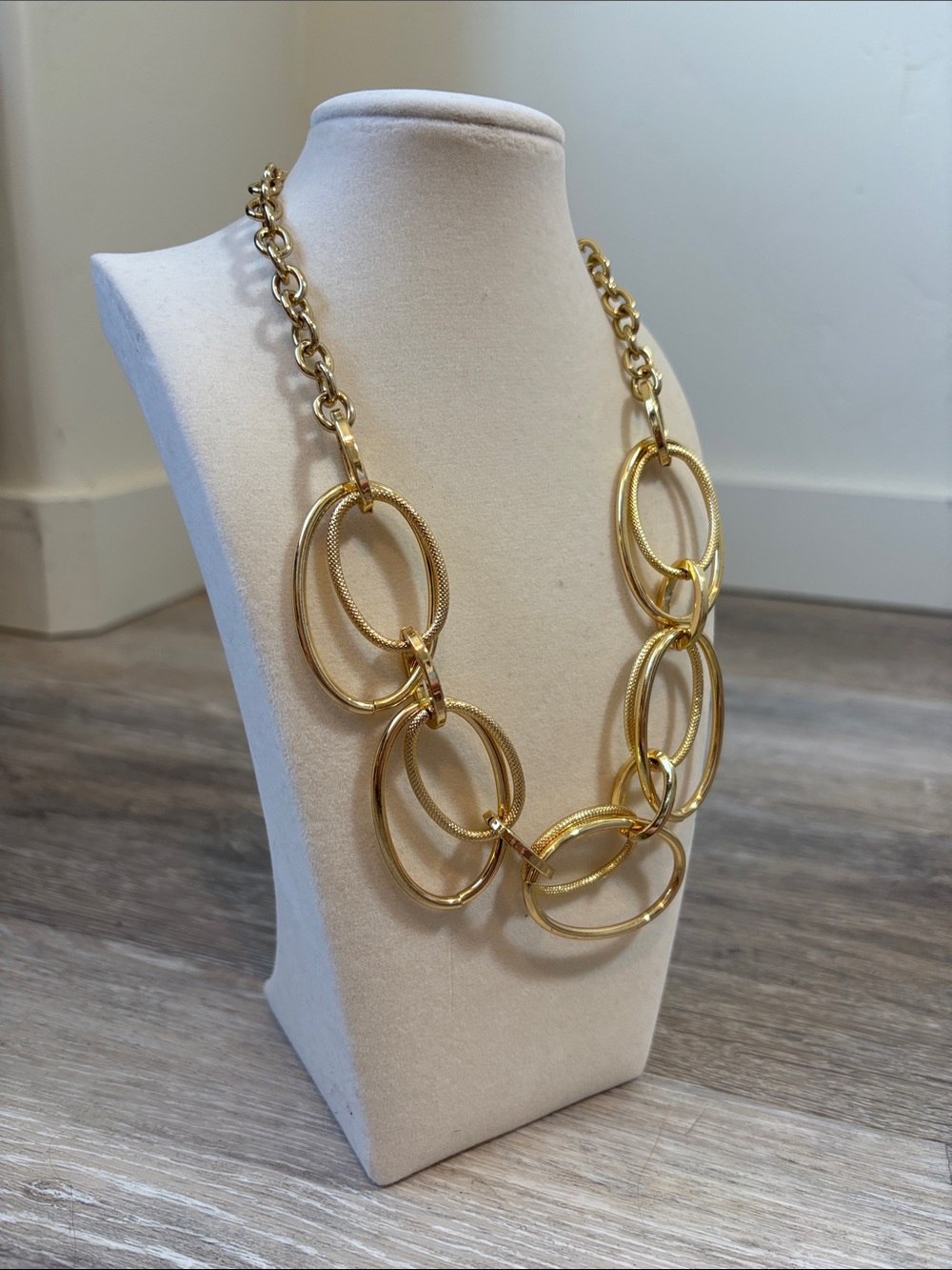 Gold Tone Link Statement Necklace - Elegant Chunky Chain